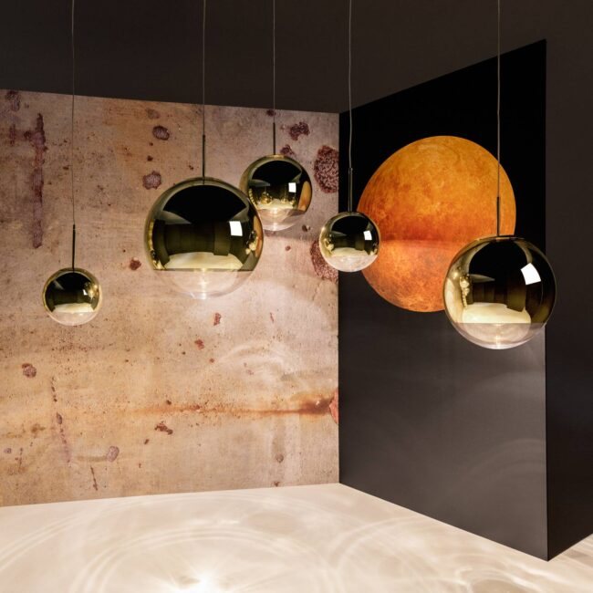 Tom Dixon Mirror Ball LED závěsná lampa Ø 50 cm zlatá